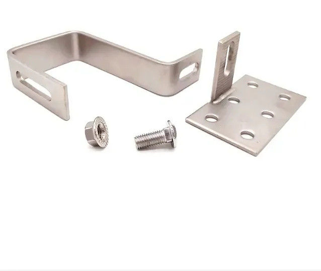 Ganchos solares de aço inoxidável do telhado da resistência de corrosão com carga de vento 60m/S
