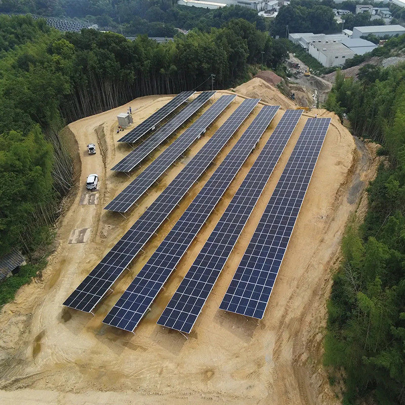 Fundação de concreto resistente à corrosão em solo suportes de montagem de painéis solares para ajuste de ângulo de inclinação