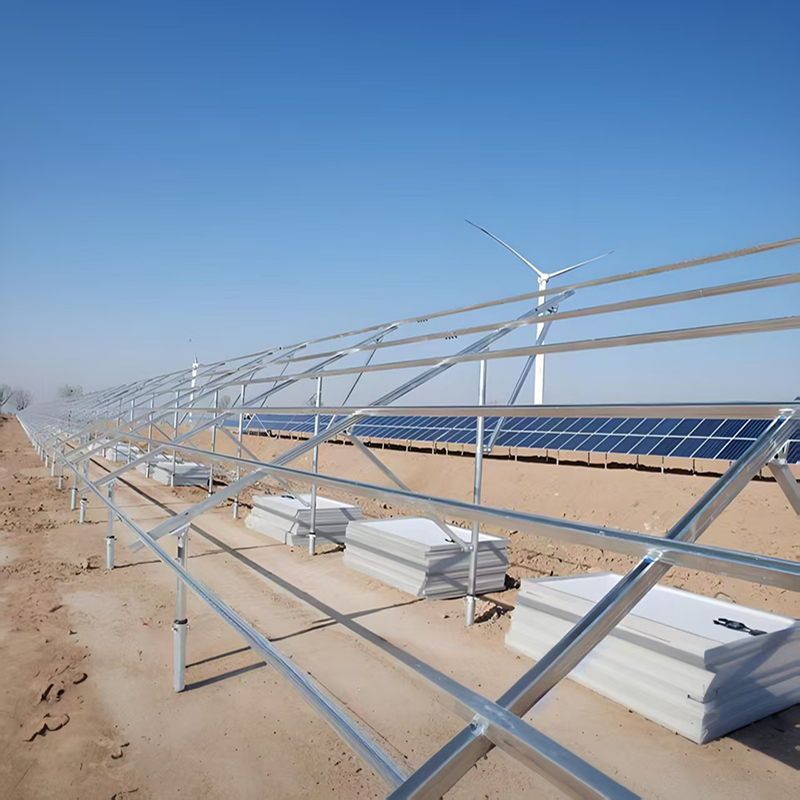 Suportes de montagem de painéis solares robustos para solução de montagem no solo com conexão flexível para usinas solares de pequena e grande escala
